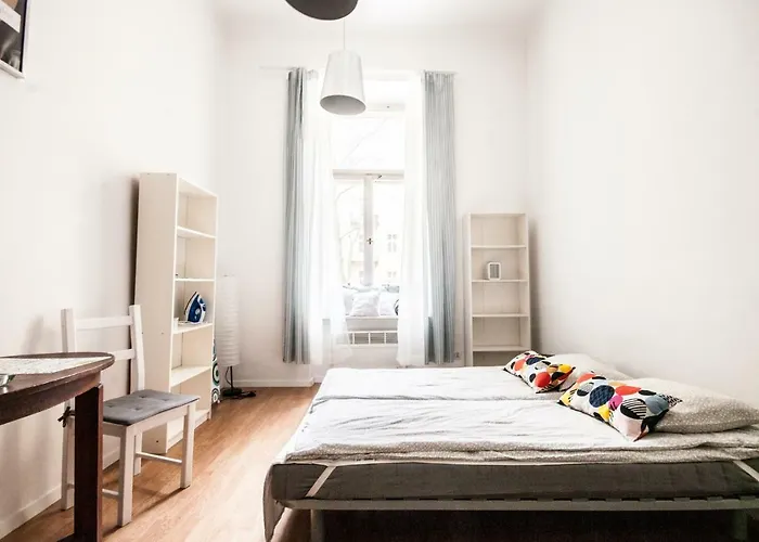 In The Center Of وارسو